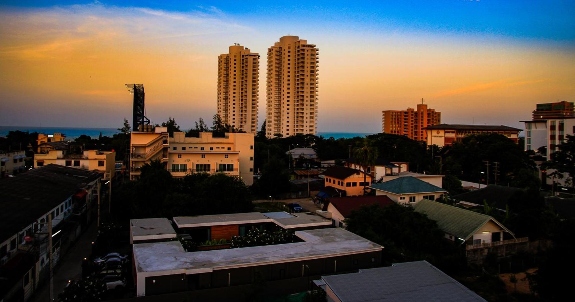 Sky Villa Hua Hin Guesthouse - Adults-Only HHQ Exterior foto