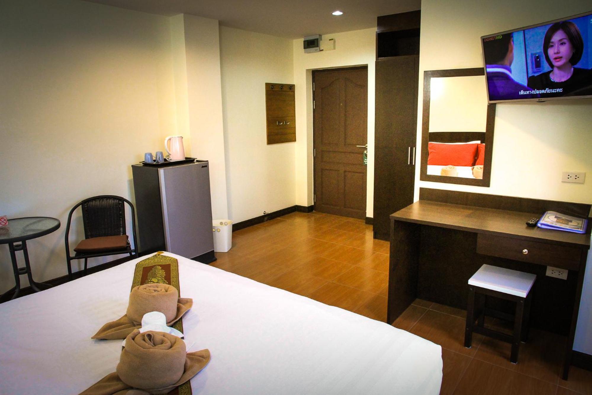 Sky Villa Hua Hin Guesthouse - Adults-Only HHQ Exterior foto
