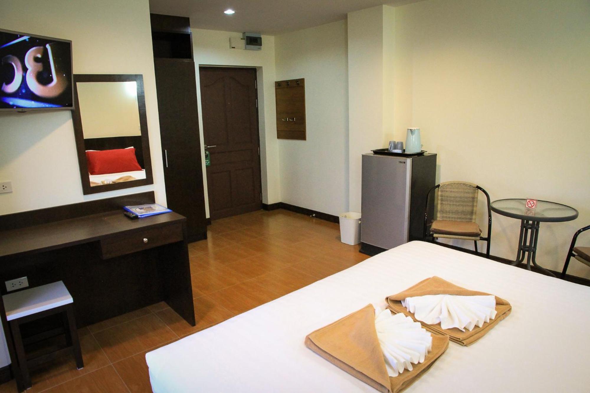 Sky Villa Hua Hin Guesthouse - Adults-Only HHQ Exterior foto