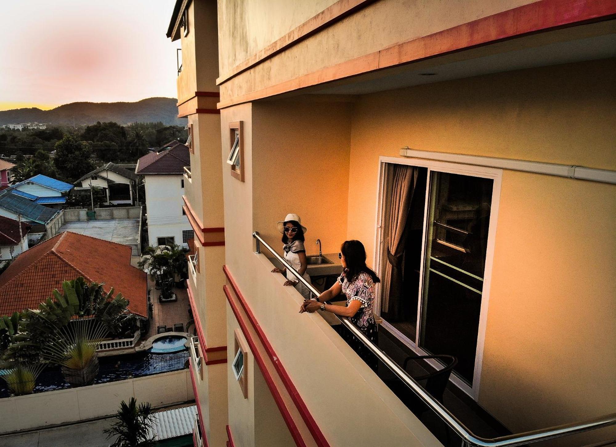 Sky Villa Hua Hin Guesthouse - Adults-Only HHQ Exterior foto