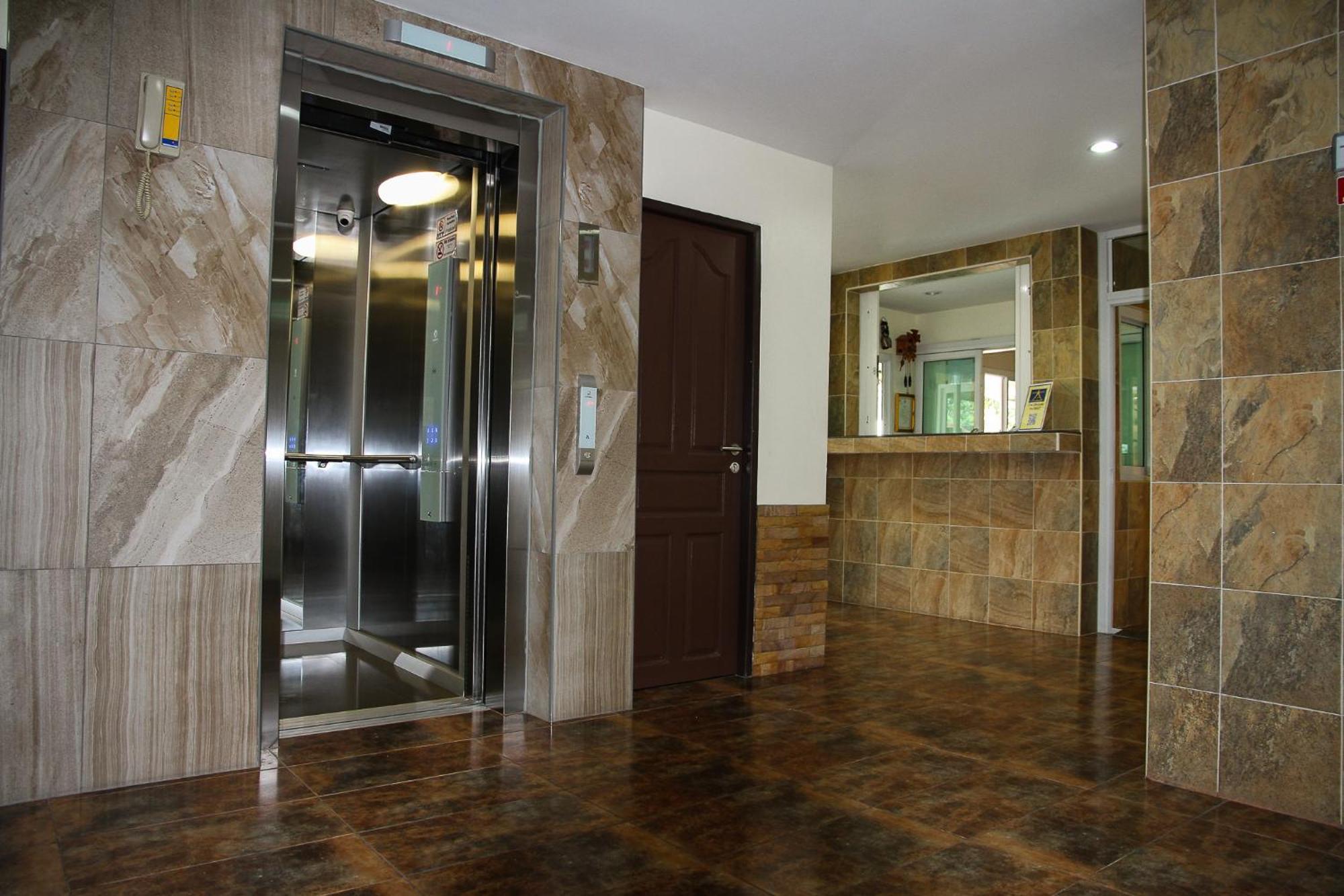 Sky Villa Hua Hin Guesthouse - Adults-Only HHQ Exterior foto